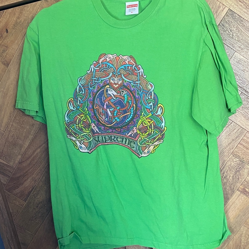 Supreme Celtic Knot Green Tee